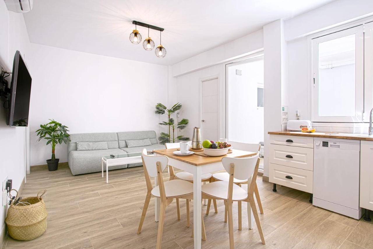 Precioso Apartamento Con Patio Málaga Exterior foto